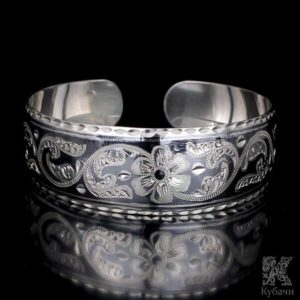 Женские браслеты из серебра