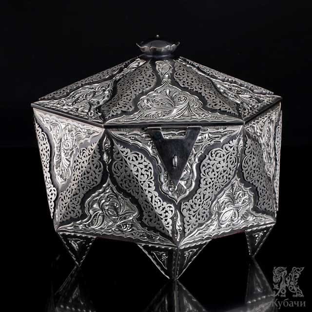 Большая шкатулка для украшений Большая шкатулка для украшений